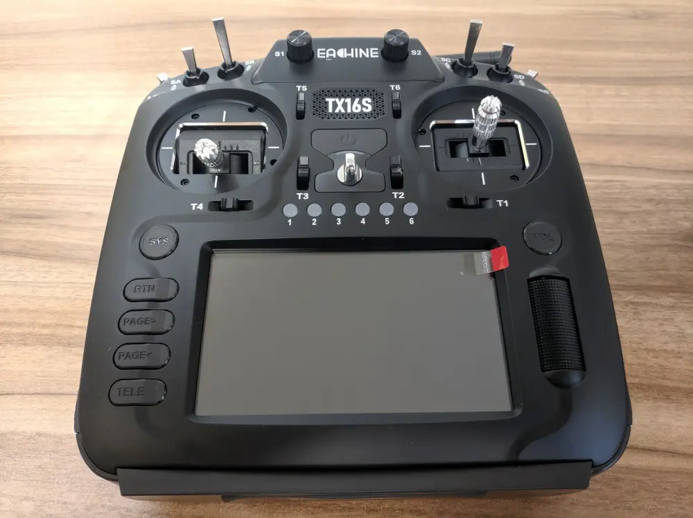 レビュー：Eachine TX16S マルチプロトコル送信機