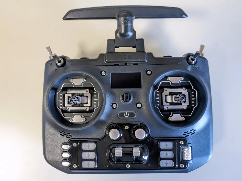 ドローンT-20S V2 コンパクトラジコン送信機 レビュー：Jumper T-20S 送信機