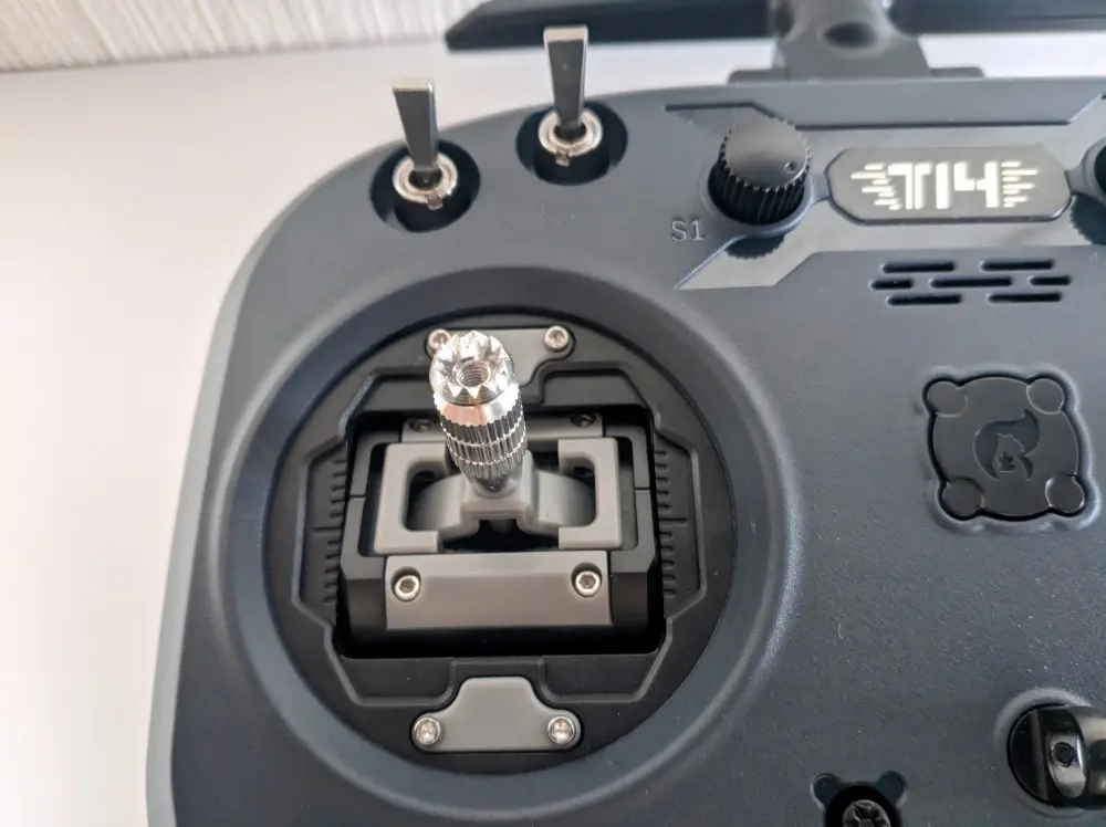 レビュー：Jumper T14 送信機 ExpressLRS 技適アリ